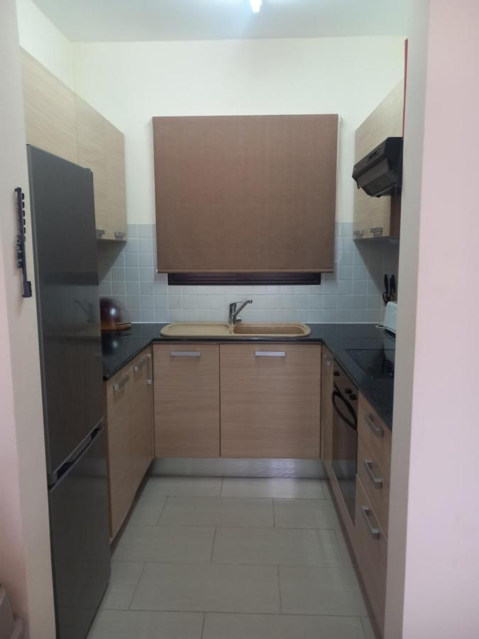 Barlee'S Apartment Paralimni Buitenkant foto