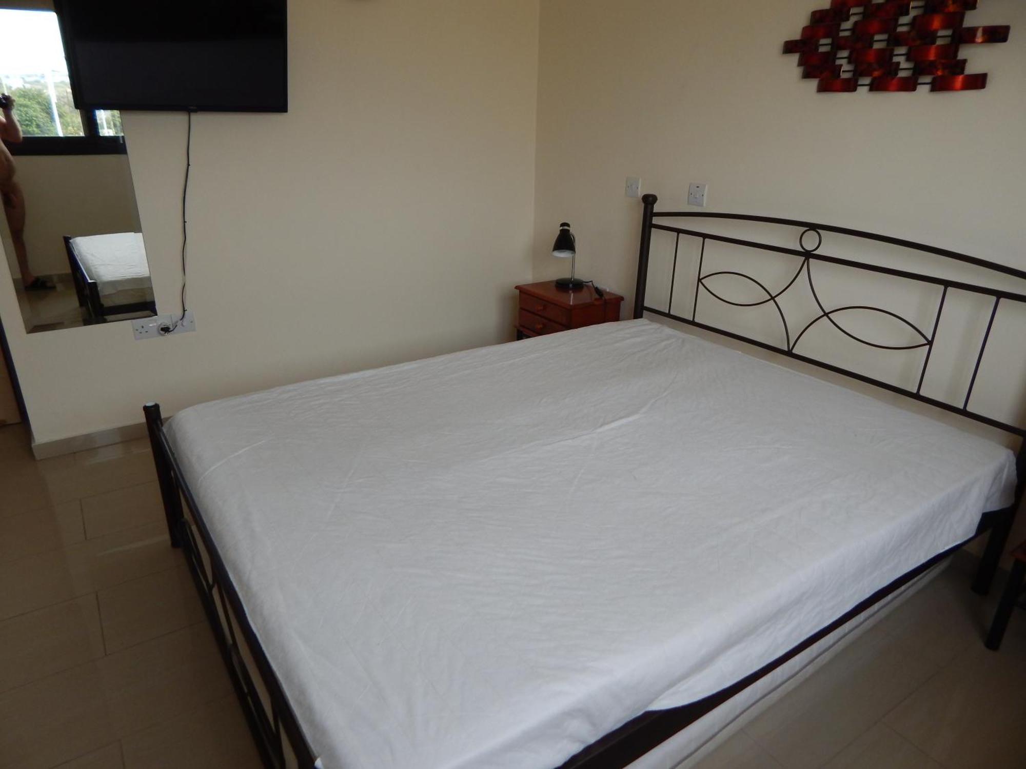Barlee'S Apartment Paralimni Buitenkant foto